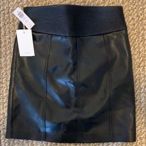 Aritzia Wilfred new skirt